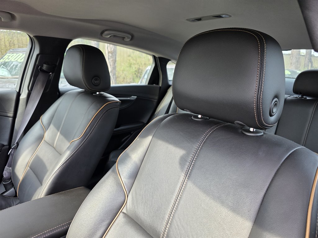 2015 Chevrolet Impala - $9,900