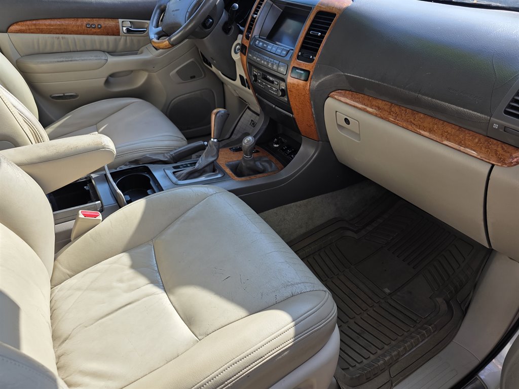 2004 Lexus GX - $6,900