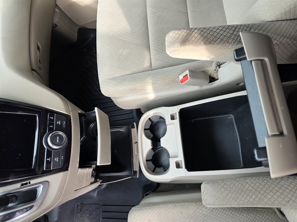 2015 Honda Odyssey - $7,900