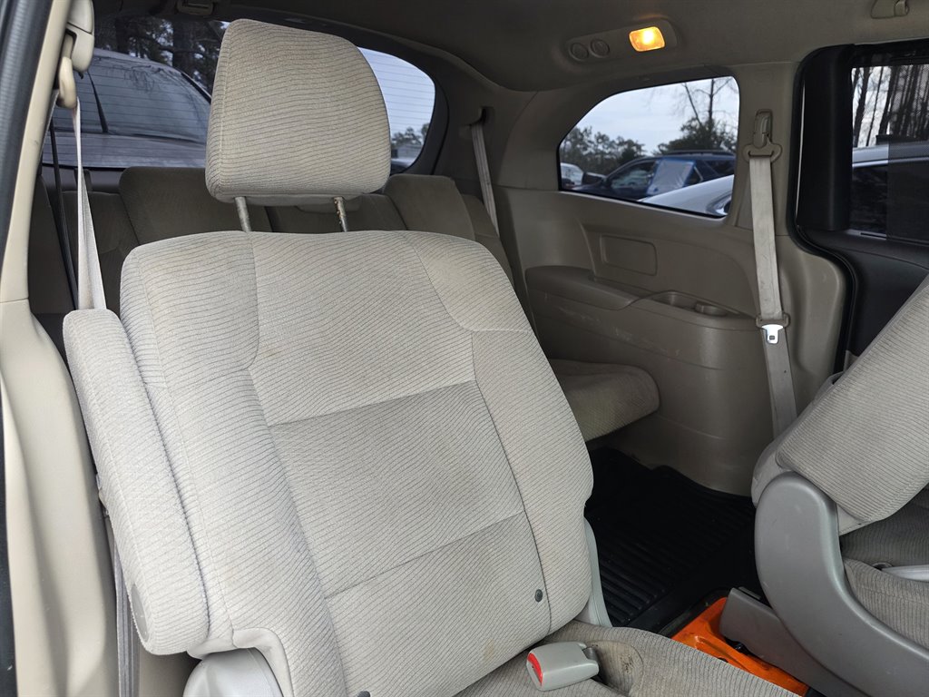 2015 Honda Odyssey - $7,900