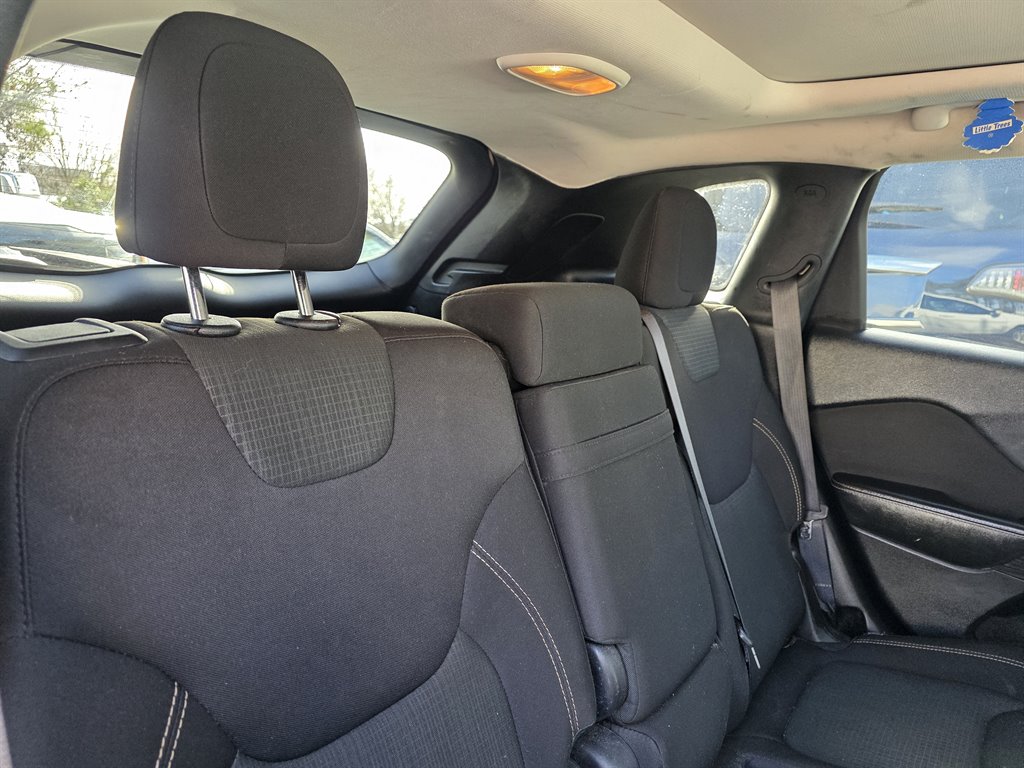 2016 Jeep Cherokee - $5,900