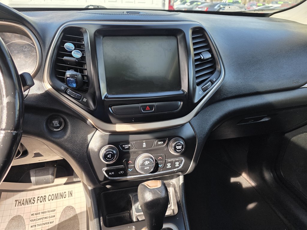 2016 Jeep Cherokee - $5,900