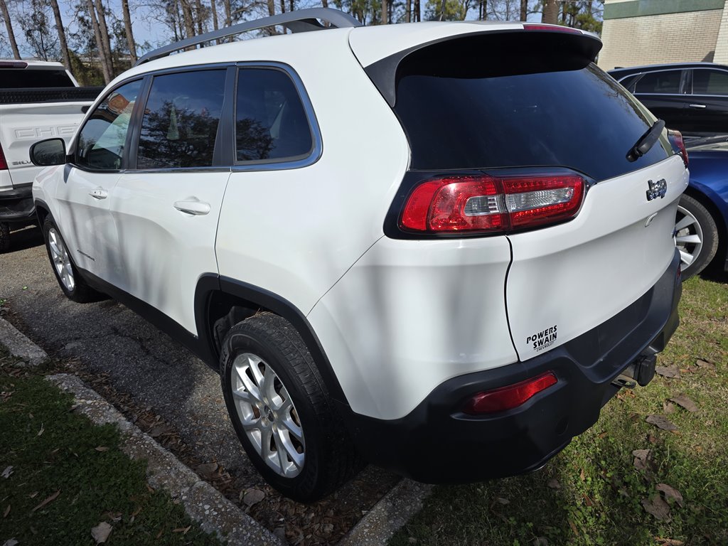 2016 Jeep Cherokee - $5,900