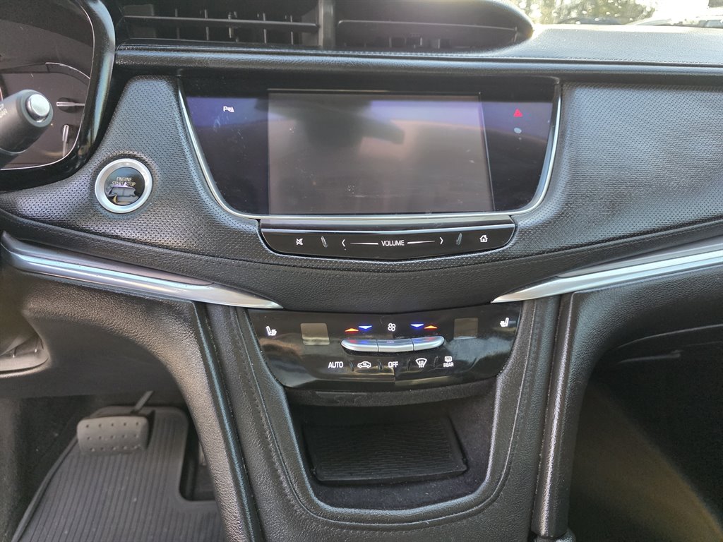 2017 Cadillac XT5 - $12,900