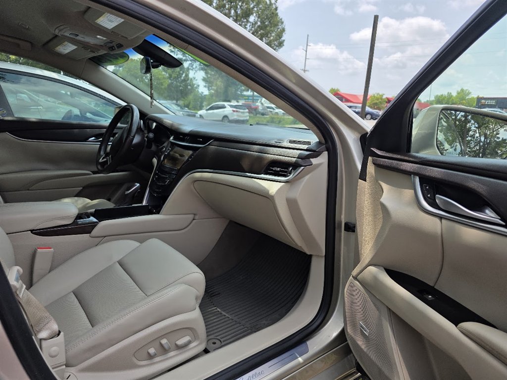 2016 Cadillac XTS - $11,900