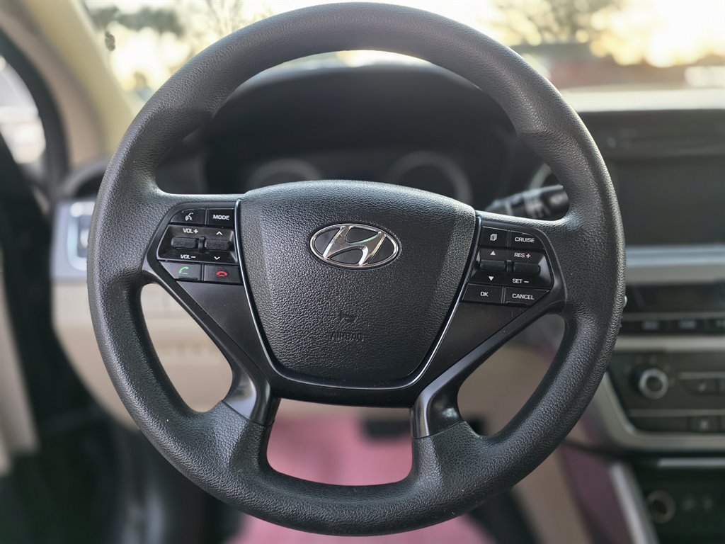 2016 Hyundai Sonata - $7,900