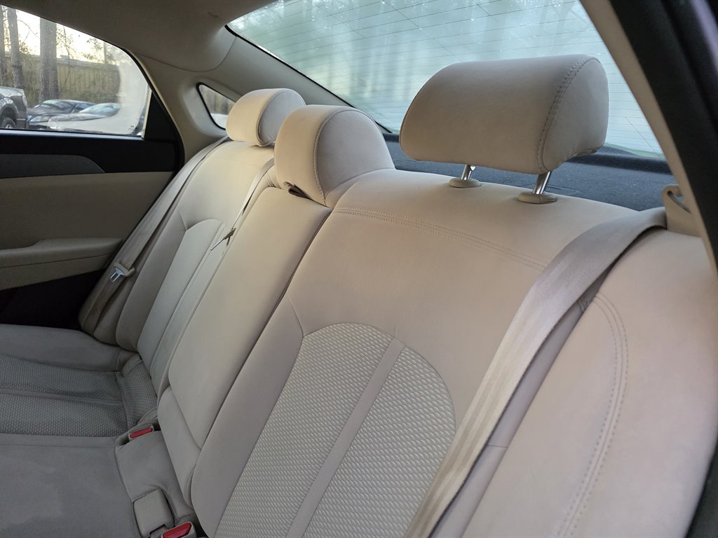 2016 Hyundai Sonata - $7,900
