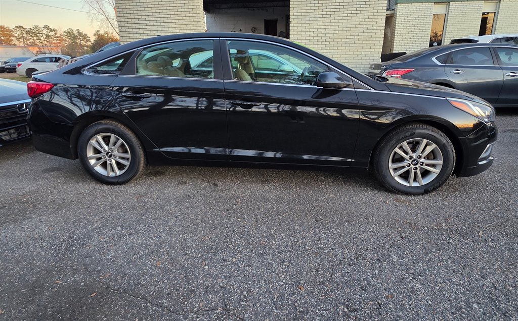 2016 Hyundai Sonata - $7,900