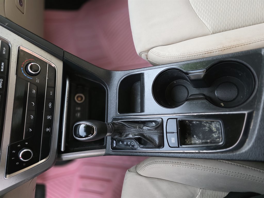 2016 Hyundai Sonata - $7,900