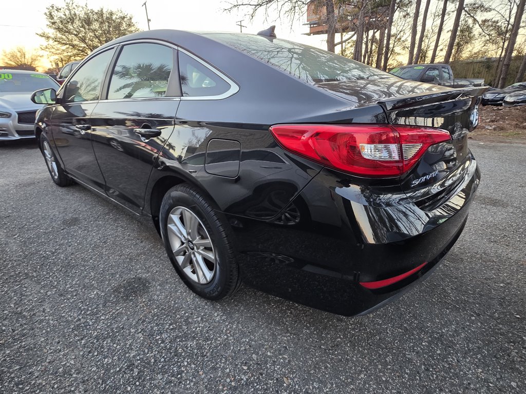 2016 Hyundai Sonata - $7,900