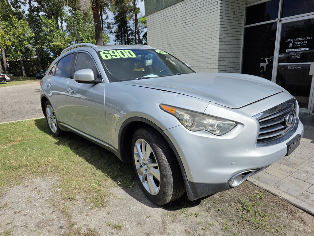 2015 INFINITI QX70 - $6,900