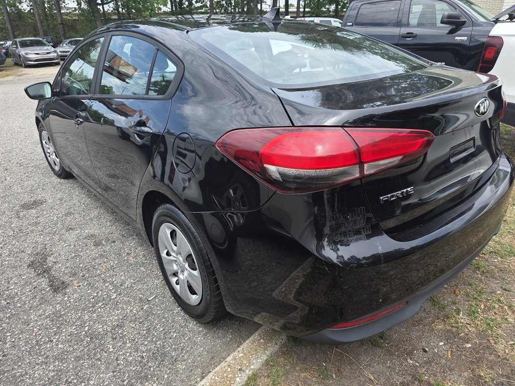 2017 Kia Forte - $7,900