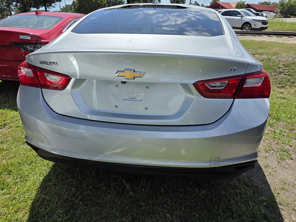 2016 Chevrolet Malibu - $6,900
