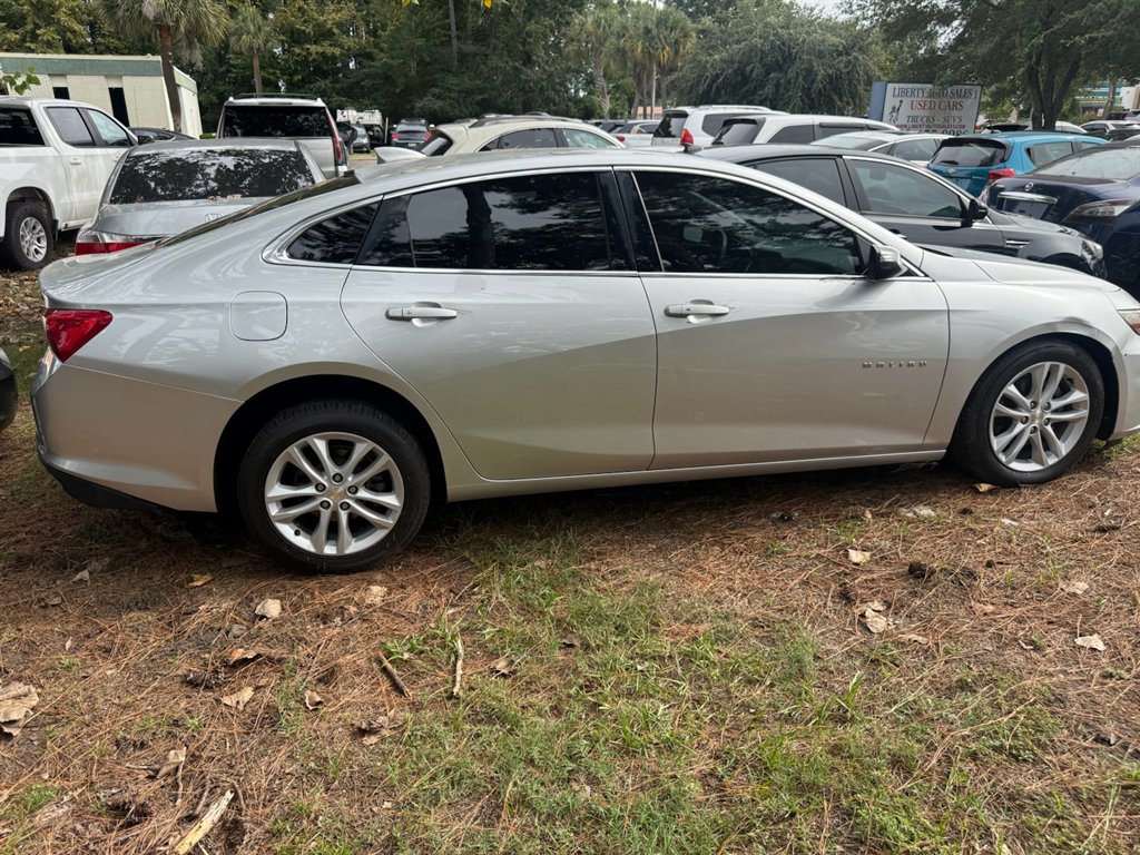 2016 Chevrolet Malibu - $6,900