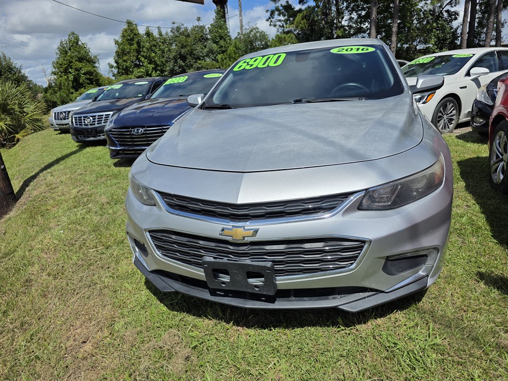 2016 Chevrolet Malibu - $6,900