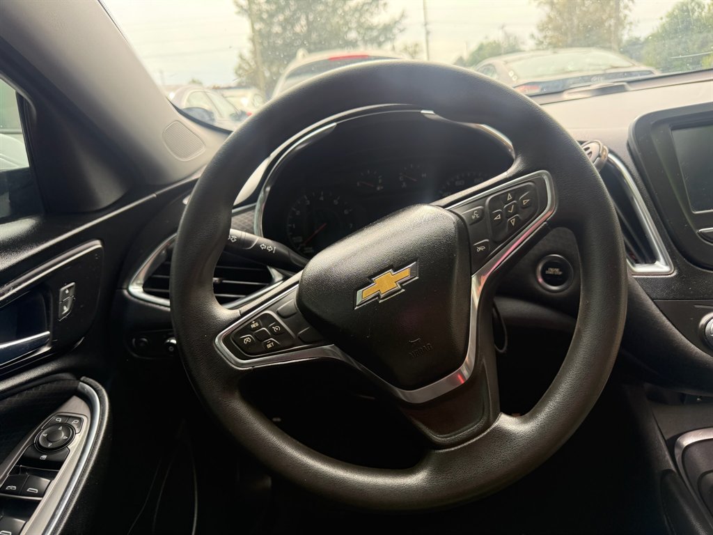 2016 Chevrolet Malibu - $6,900