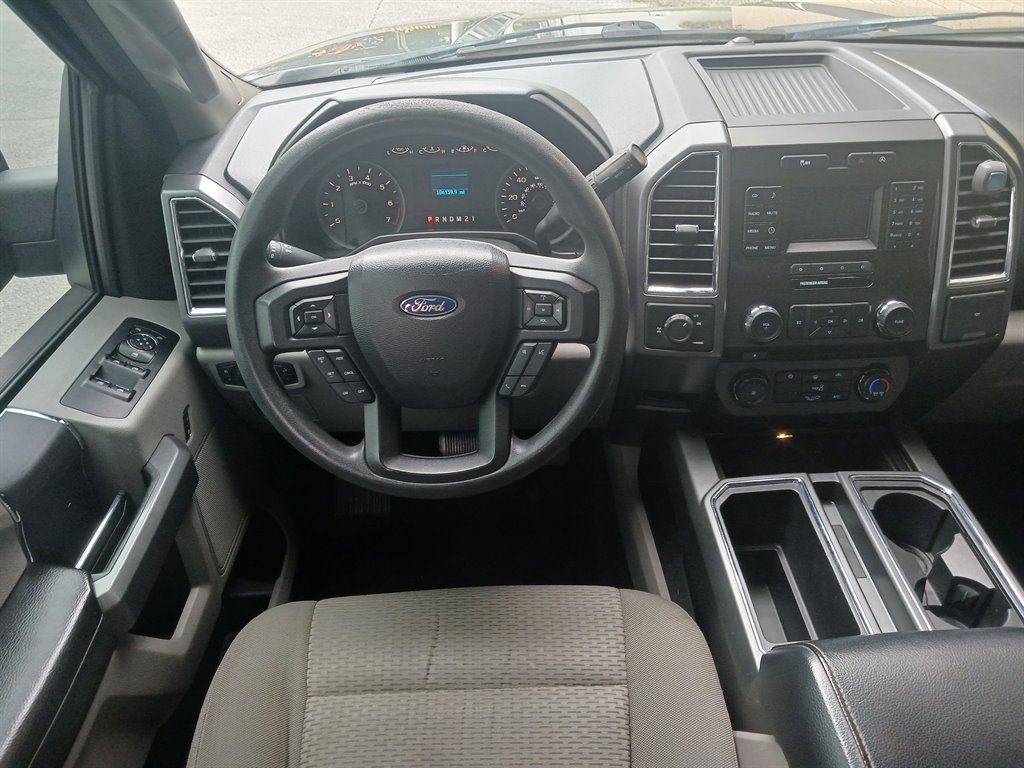 2016 Ford F150 XLT photo