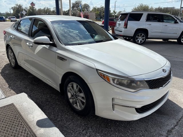 2017 Kia Optima - $9,995