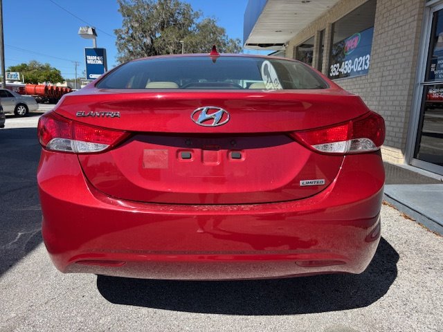 2013 Hyundai Elantra GLS photo