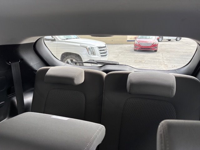2015 Hyundai Santa Fe - $11,995