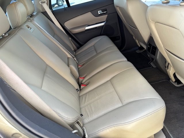 2013 Ford Edge - $7,995