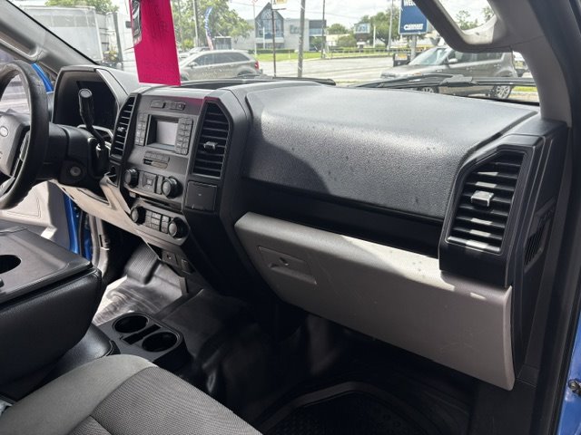 2016 Ford F-150 - $14,995