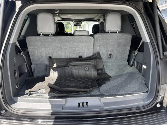 2018 Lincoln Navigator - $23,995
