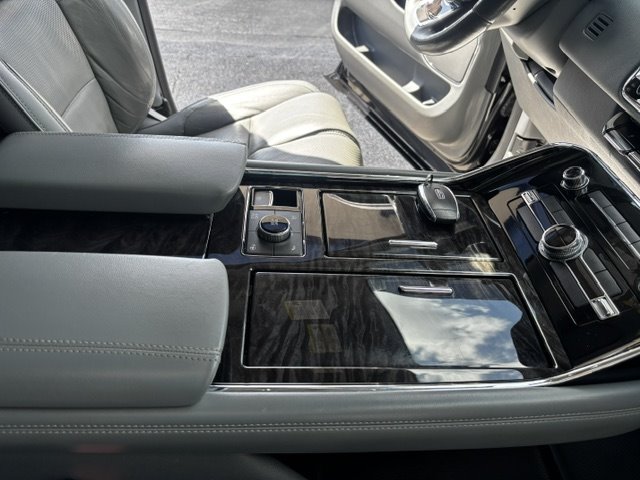 2018 Lincoln Navigator - $23,995