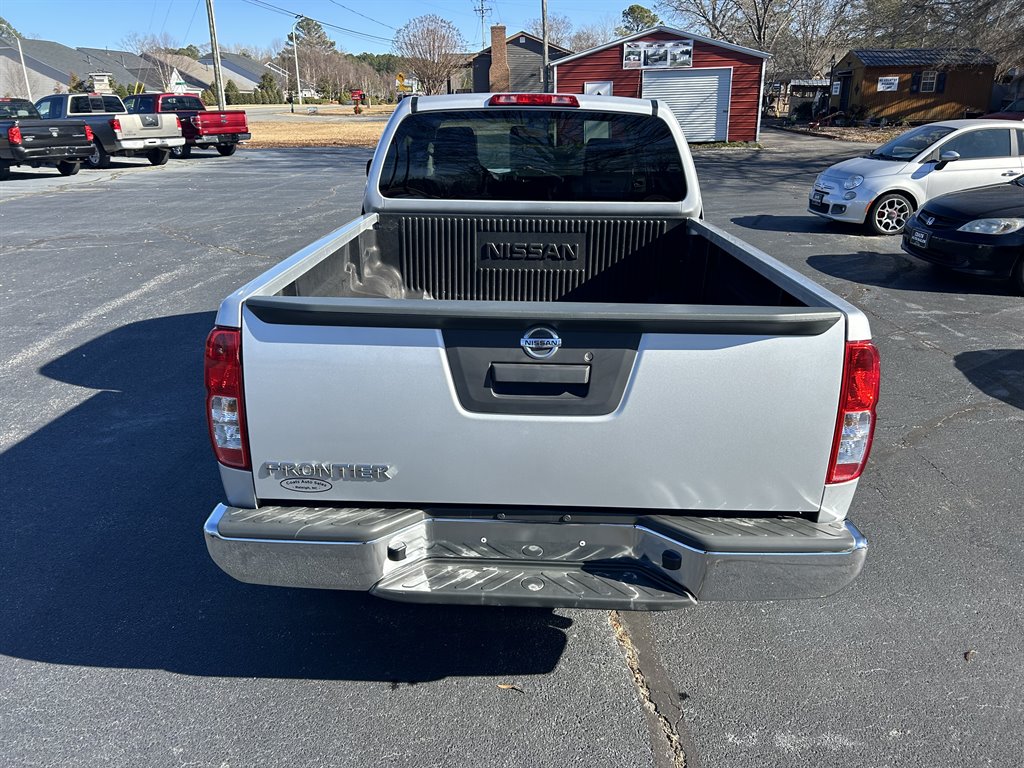 2013 Nissan Frontier S photo