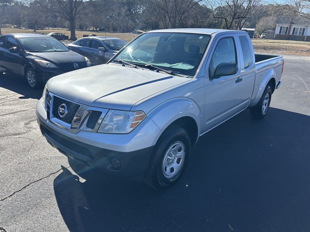 2013 Nissan Frontier S photo