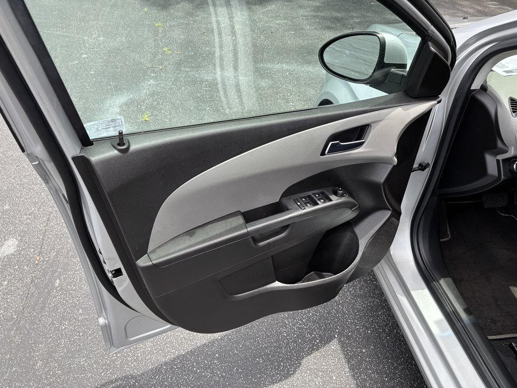 2012 Chevrolet Sonic - $6,950