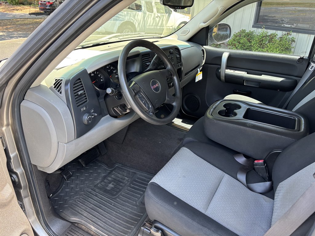 2009 GMC Sierra - $12,900