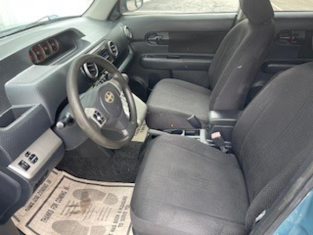 2008 Scion xB photo