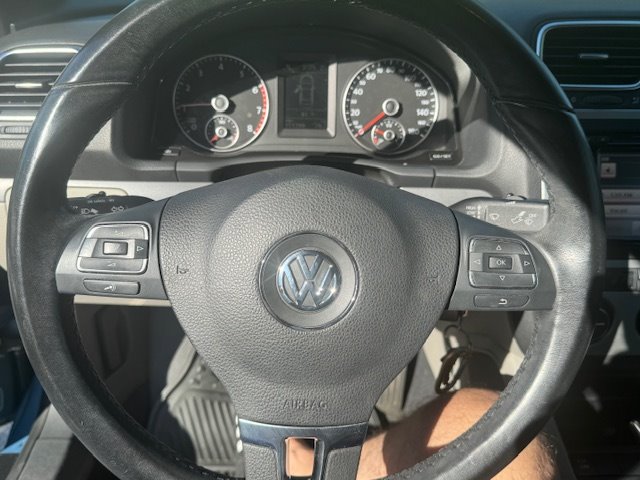 2010 Volkswagen Eos Komfort photo
