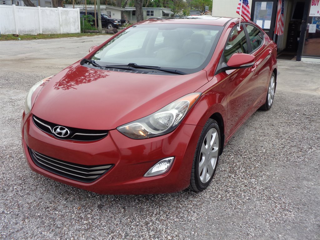 2012 Hyundai Elantra GLS photo