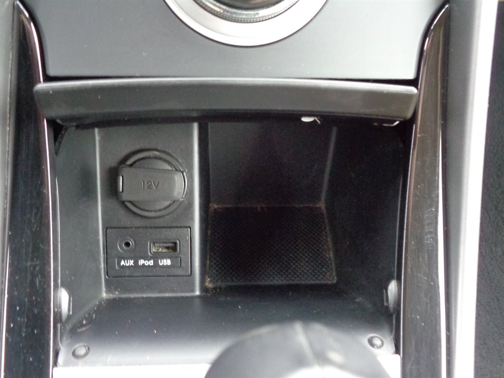 2012 Hyundai Elantra GLS photo