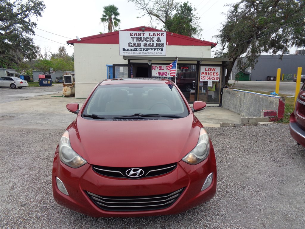 2012 Hyundai Elantra GLS photo