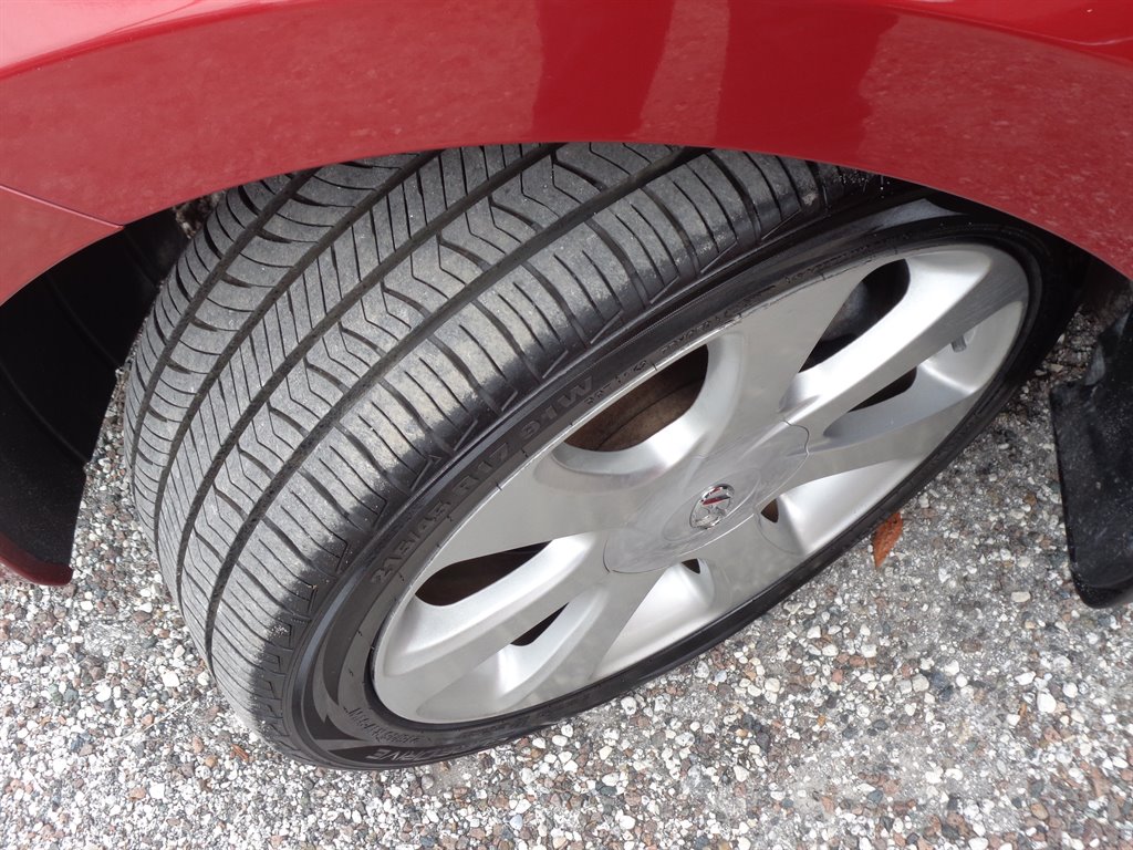 2012 Hyundai Elantra GLS photo