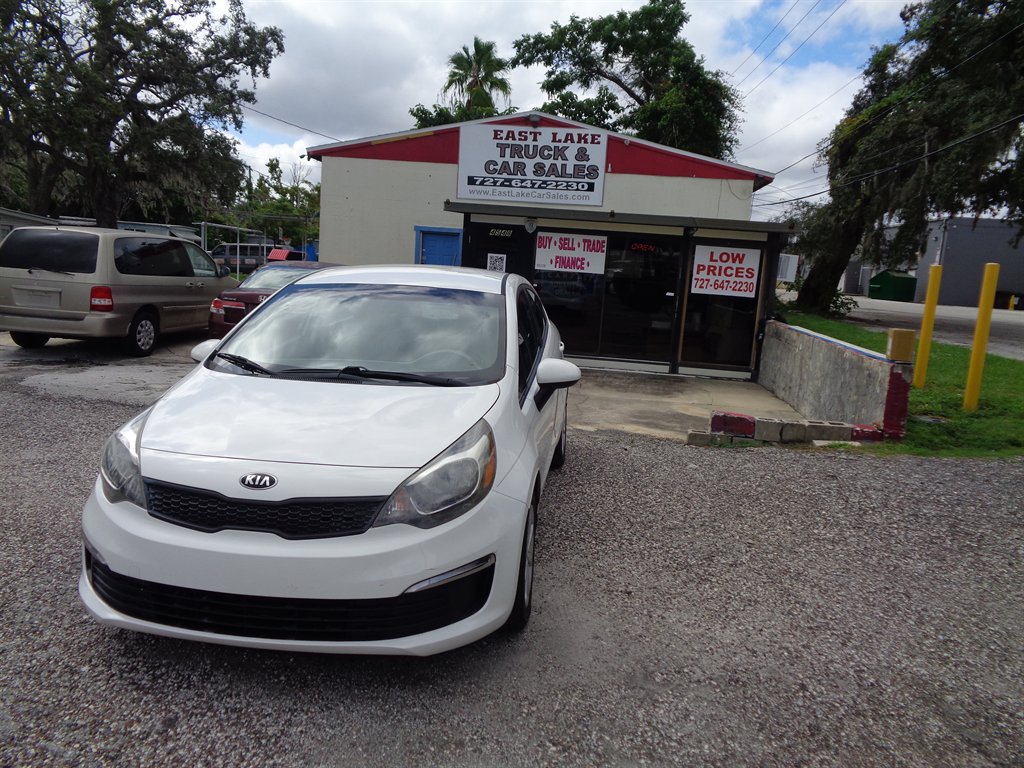 2016 Kia Rio - $7,870