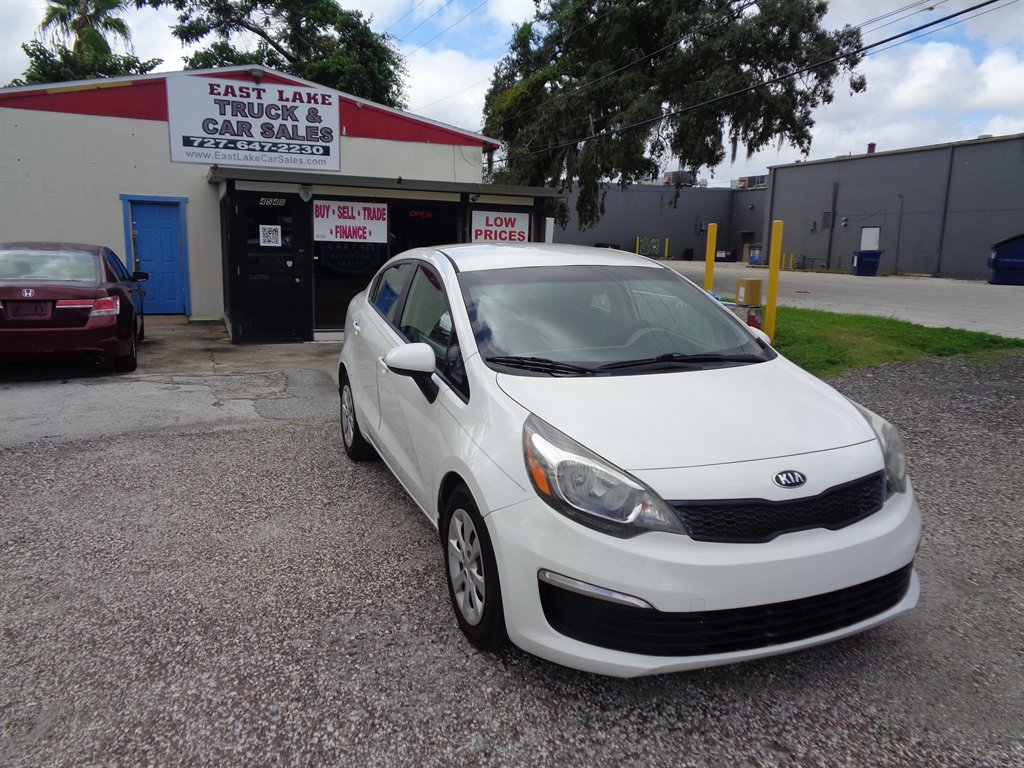 2016 Kia Rio - $7,870