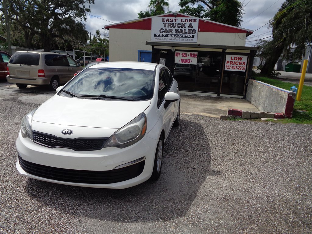 2016 Kia Rio - $7,870