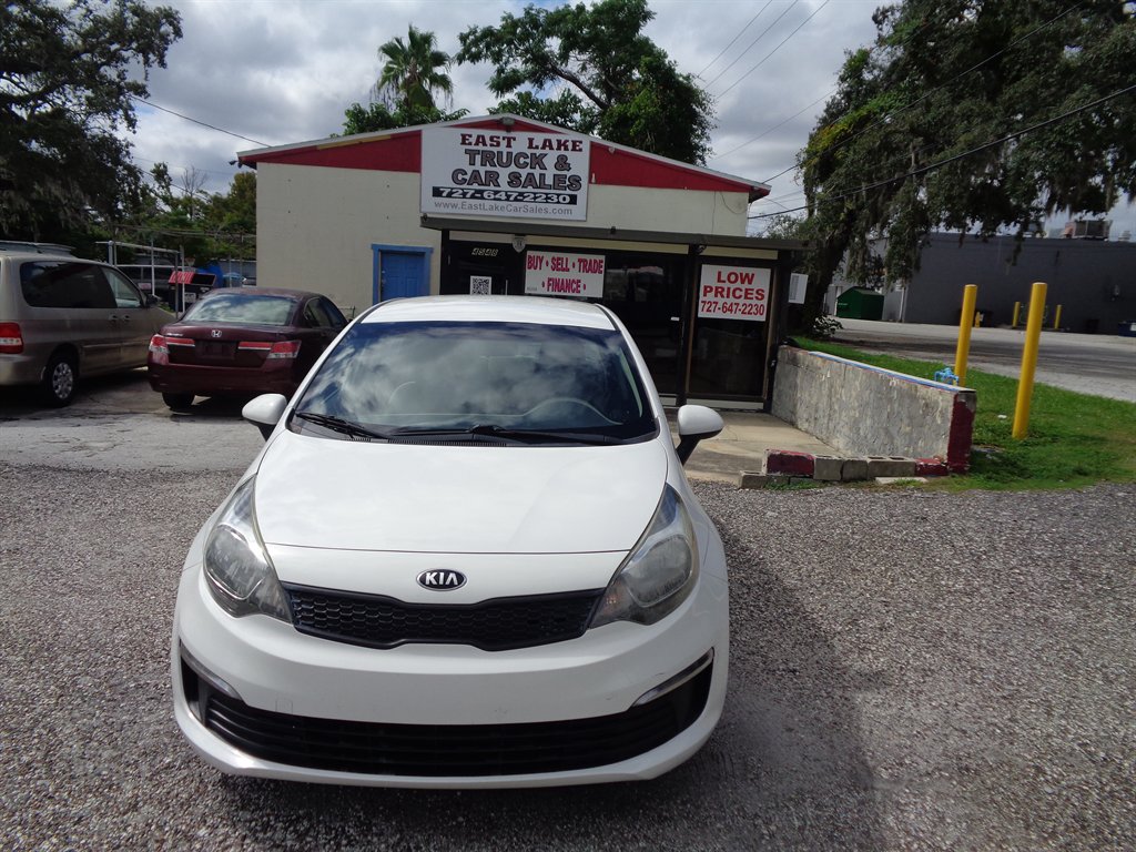 2016 Kia Rio - $7,870
