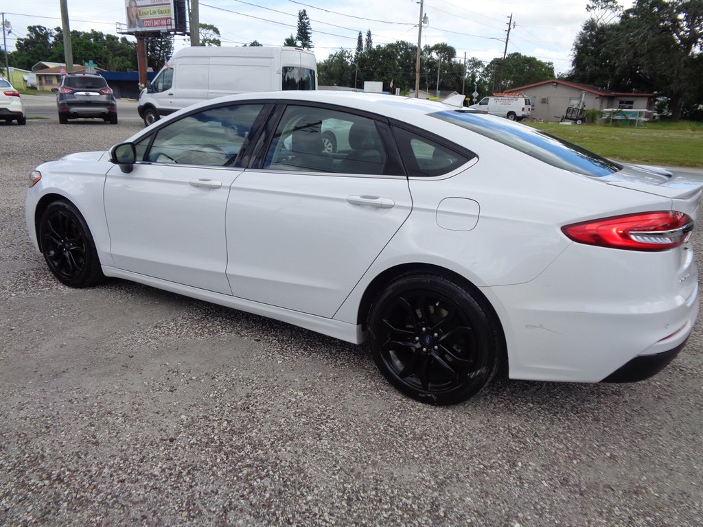 2019 Ford Fusion - $11,850