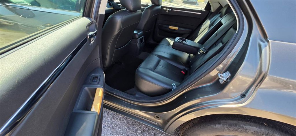 2008 Chrysler 300 - $5,299