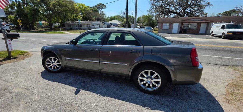 2008 Chrysler 300 - $5,299