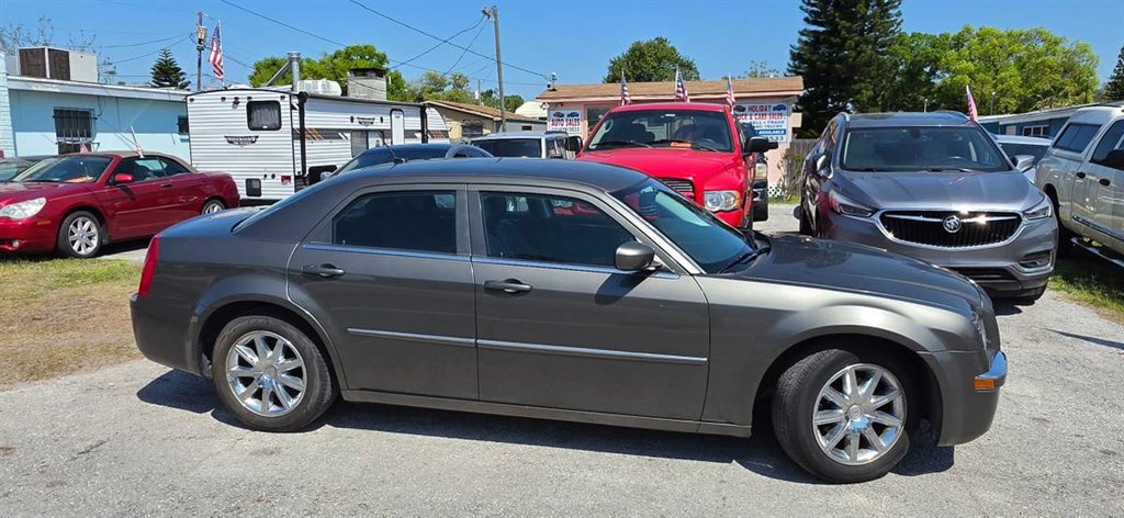 2008 Chrysler 300 - $5,299