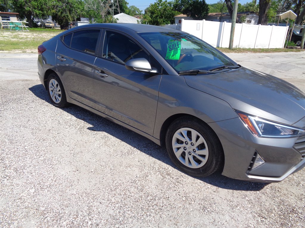 2020 Hyundai Elantra - $6,999