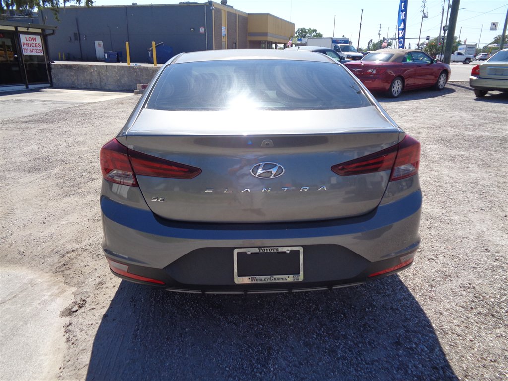 2020 Hyundai Elantra - $6,999