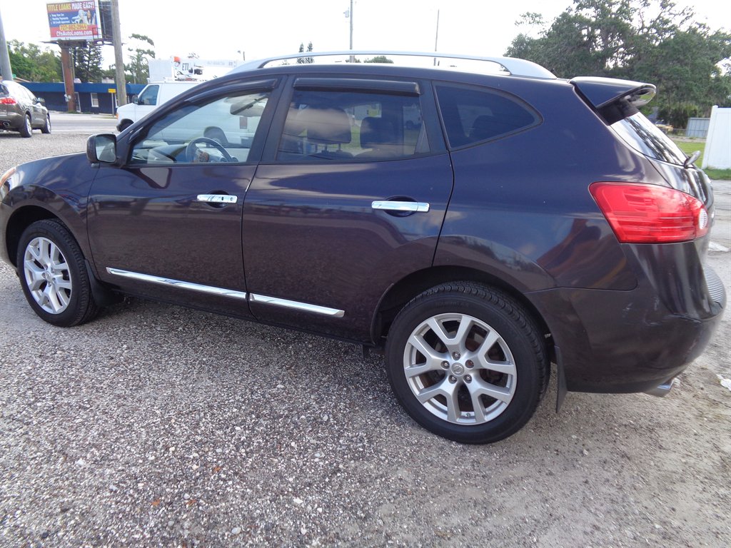 2012 Nissan Rogue - $3,900