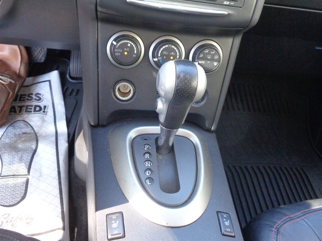 2012 Nissan Rogue - $3,900